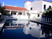 V3 com Piscina Privada